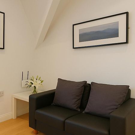 2 Bedroom Apartment Nr City Centre, Uni & Parks Кардифф Экстерьер фото