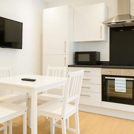 2 Bedroom Apartment Nr City Centre, Uni & Parks Кардифф Экстерьер фото